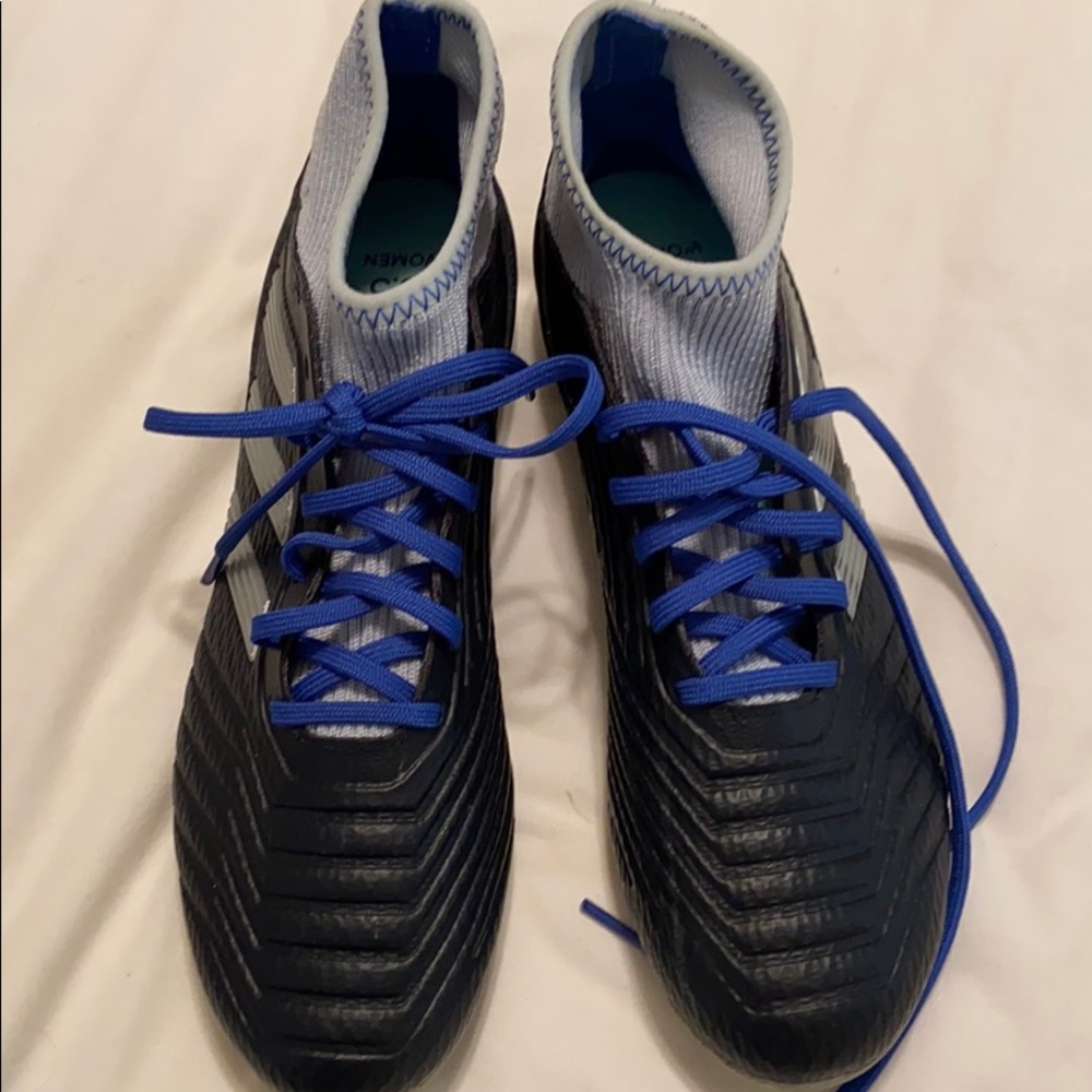 Soccer cleats